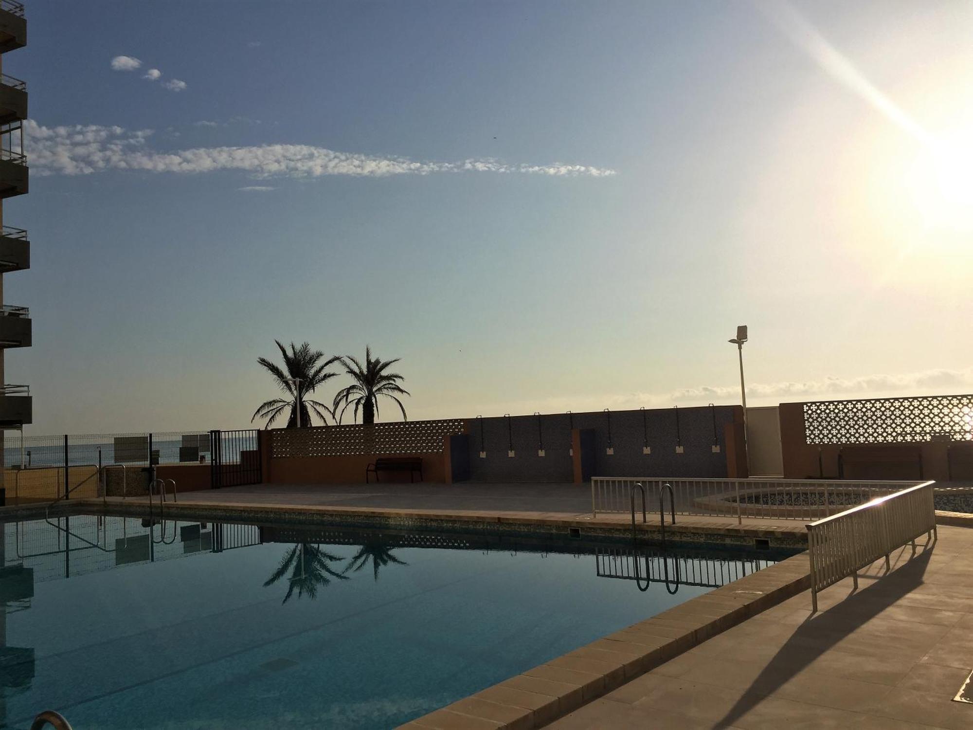 Beachfront And Peaceful Apartment Mareny Barraquetas Экстерьер фото